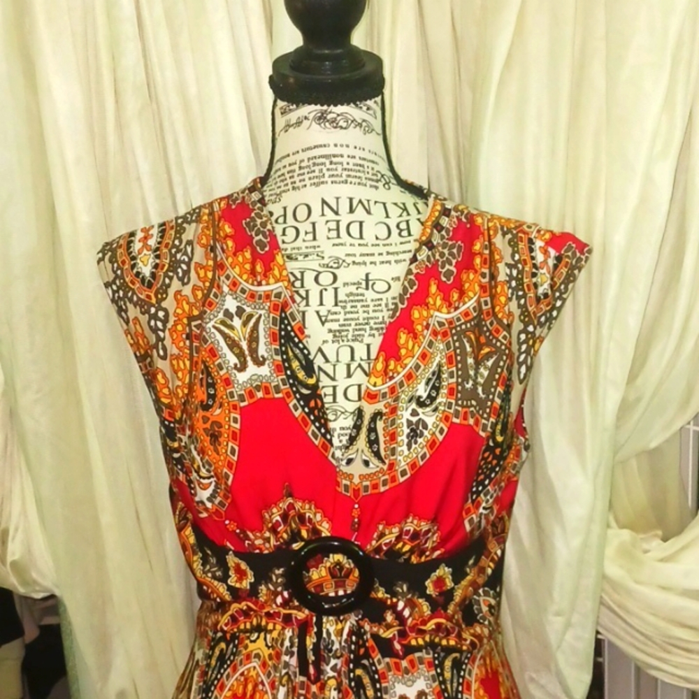 Stretchy Low-Cut Dress Sz6